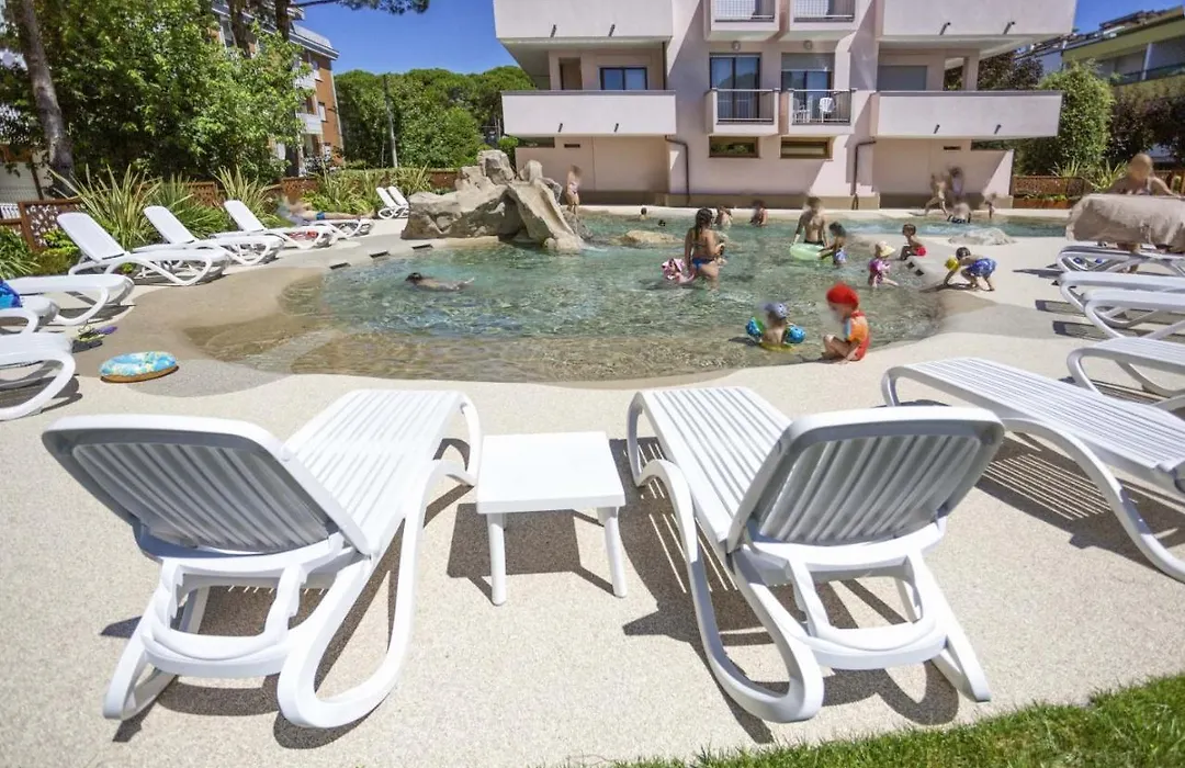 Bosco Canoro Bibione Residence-1